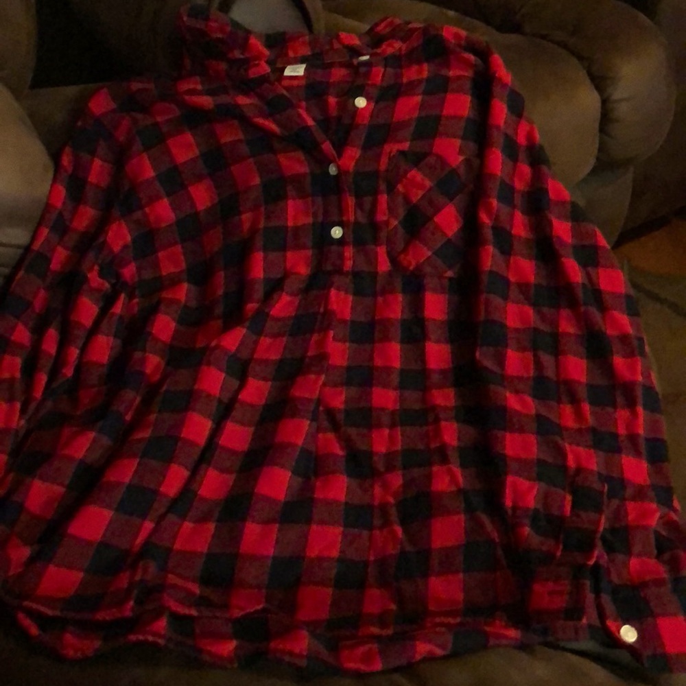 Buffalo plaid maternity top